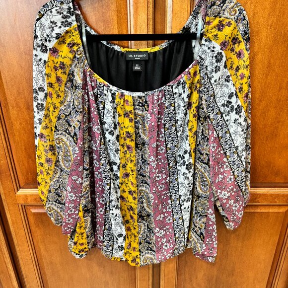 Women's Multi Color Floral Bubble Blouse in 2XL - Picture 1 of 3